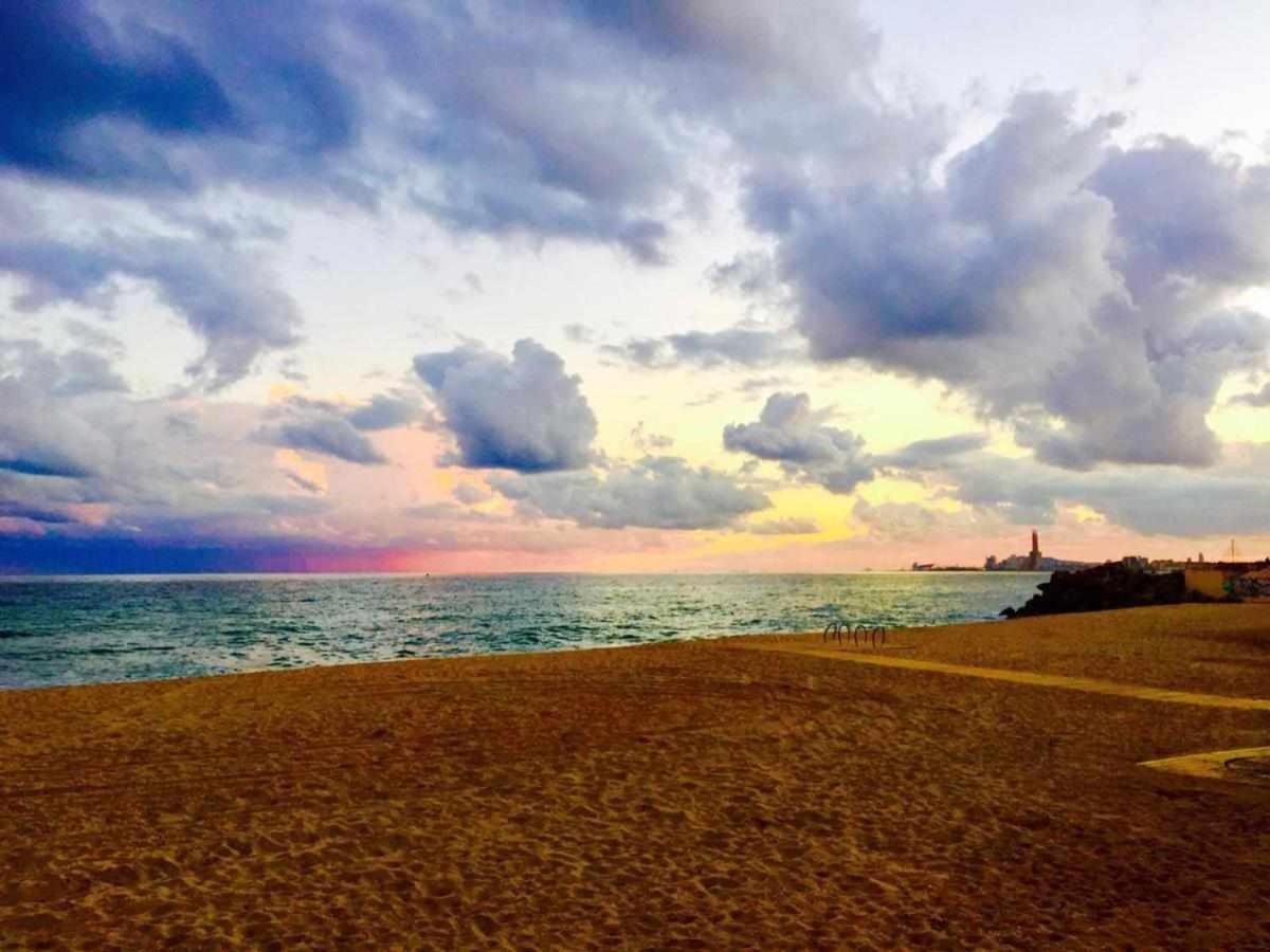 Masia Can Tramontana Affittacamere Tiana Esterno foto